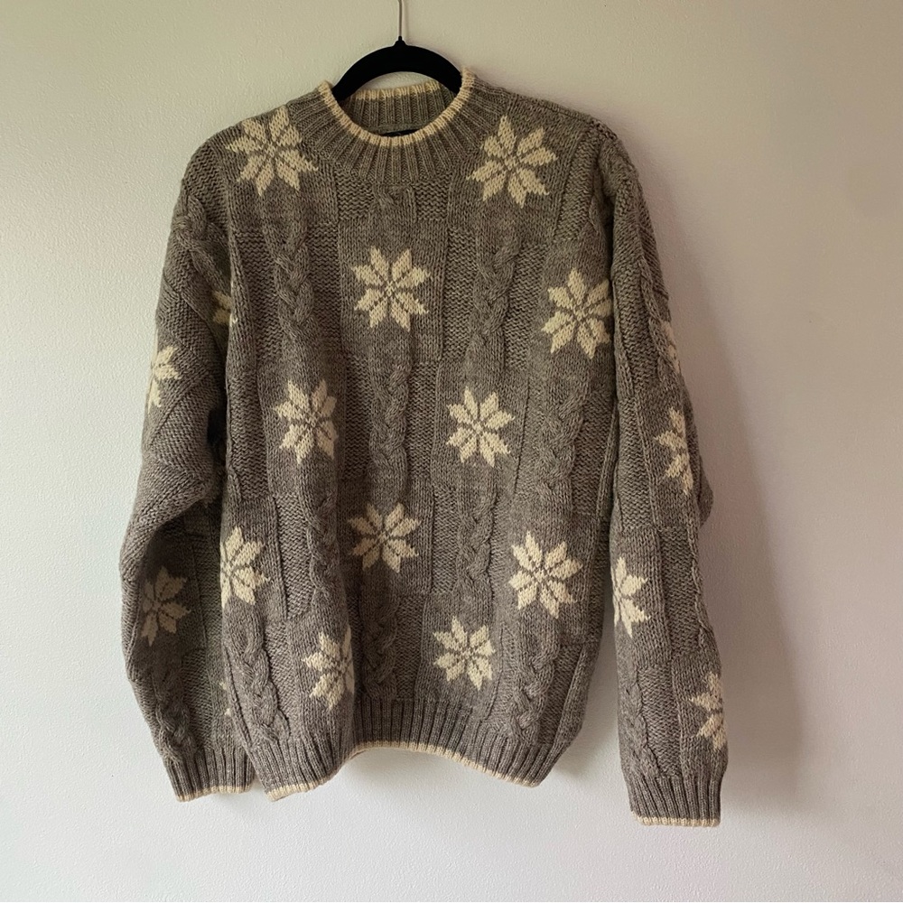 Vintage Lands End Snowflake Wool Crewneck Sweater Size Medium